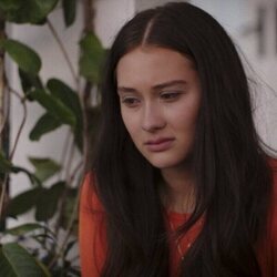 Lola Tung en 'Amor fugaz' de 'El verano en que me enamoré'