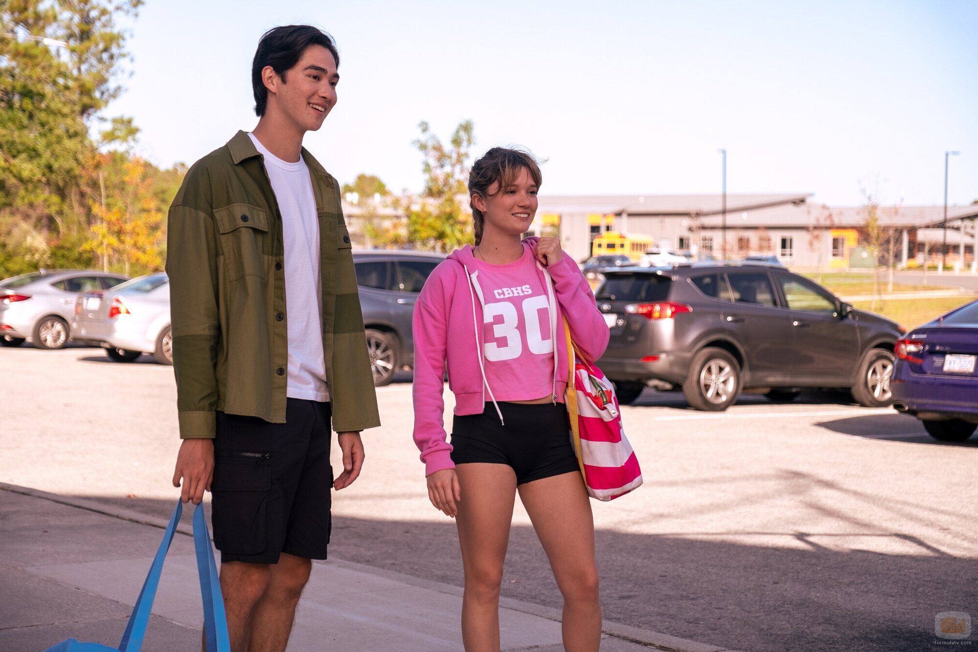 Sean Kaufman y Rain Spencer en 'Triángulo amoroso' de 'El verano en que me enamoré'