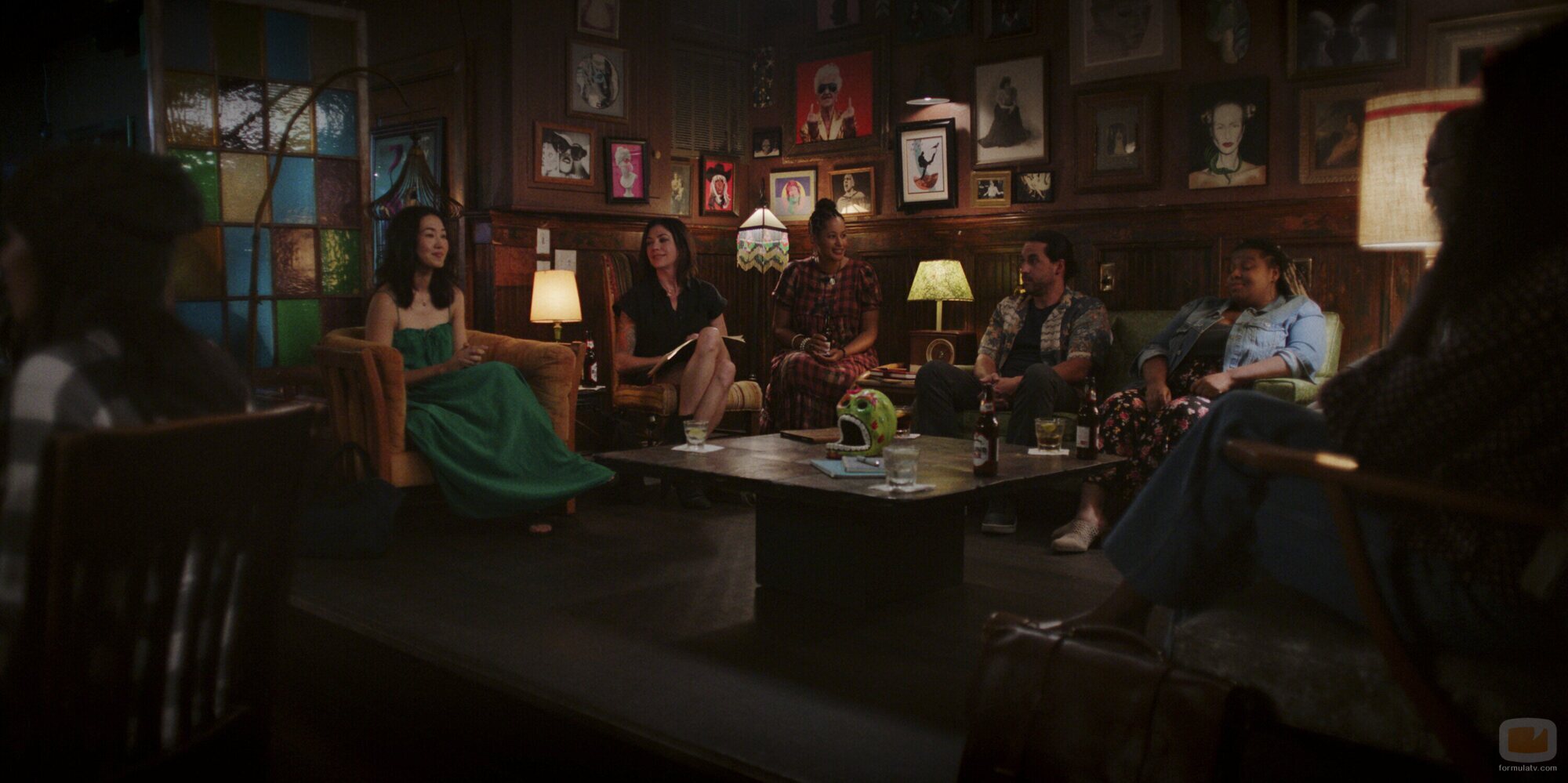 Jackie Chung en Capítulo 8 titulado 'Triángulo amoroso' de 'El verano en que me enamoré'
