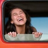 Lola Tung en 3x03 'La última cena' de 'El verano en que me enamoré'