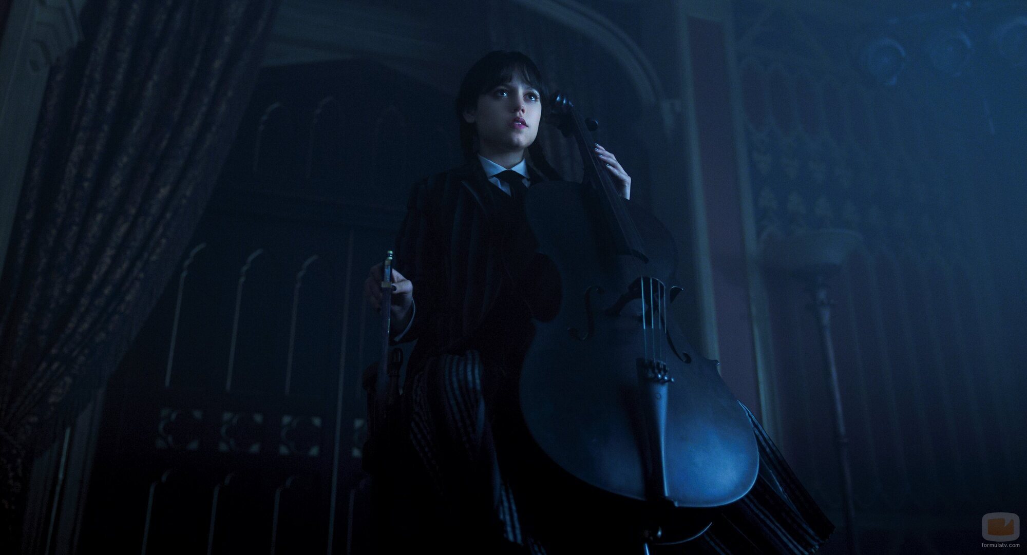 Foto de Jenna Ortega en el 2x01 de 'Miércoles'