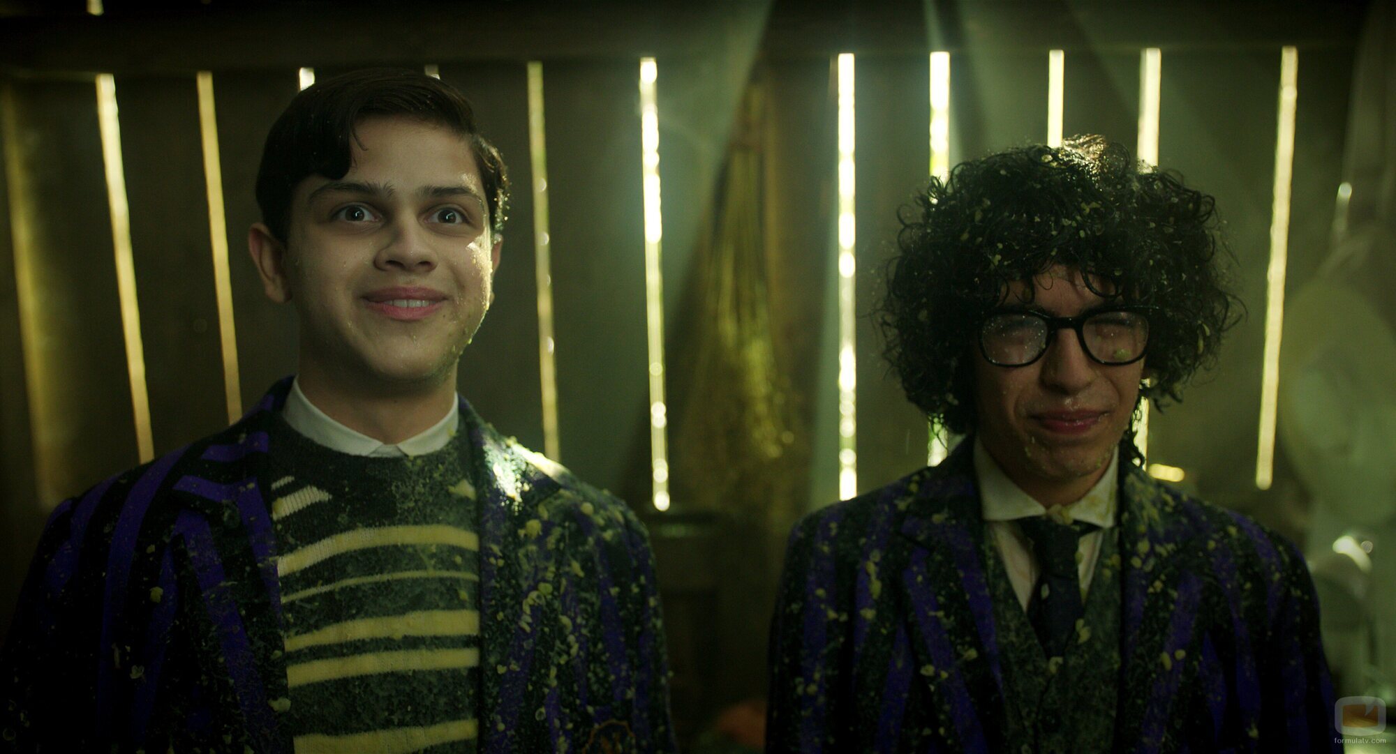 Moosa Mostafa y Isaac Ordonez en Capítulo 2 titulado 'Más vale diablo triste que conocido' de 'Miércoles'