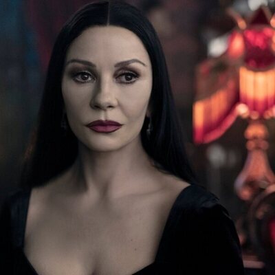 Catherine Zeta-Jones en el 2x02 de 'Wednesday'