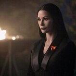 Catherine Zeta-Jones en 'La llamada de la tristeza' de 'Miércoles'