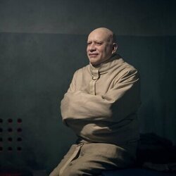 Fred Armisen en 'La llamada de la tristeza' de 'Wednesday'