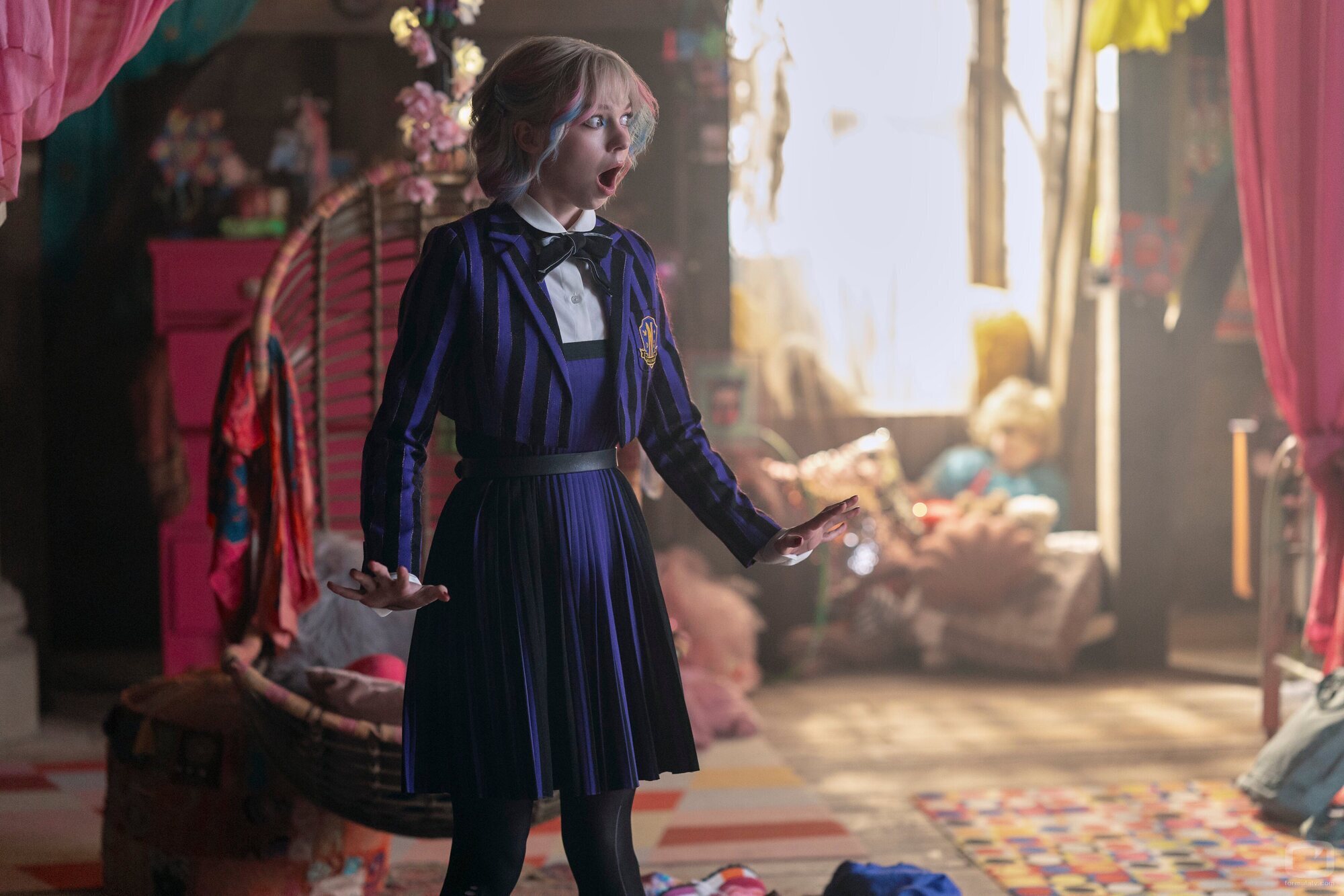 Emma Myers en 2x03 titulado 'La llamada de la tristeza' de 'Miércoles'