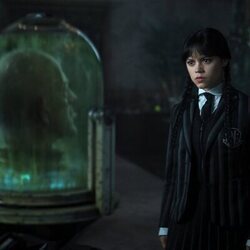 Jenna Ortega en 2x04 titulado 'Si las tristezas hablaran' de 'Miércoles'