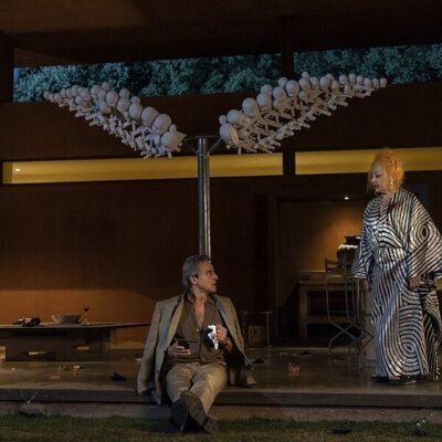 Carmen Machi y Alberto San Juan en el 1x01 de 'Furia'