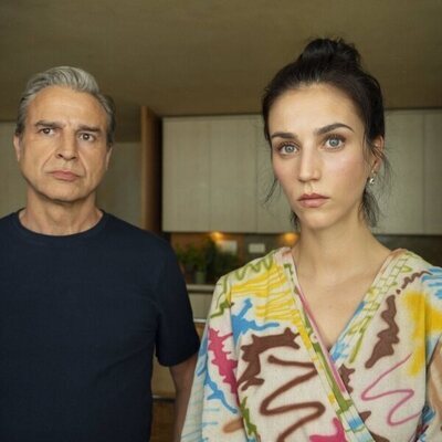Alberto San Juan y Claudia Salas en Capítulo 1 titulado 'Marga y Tina' de 'Furia'