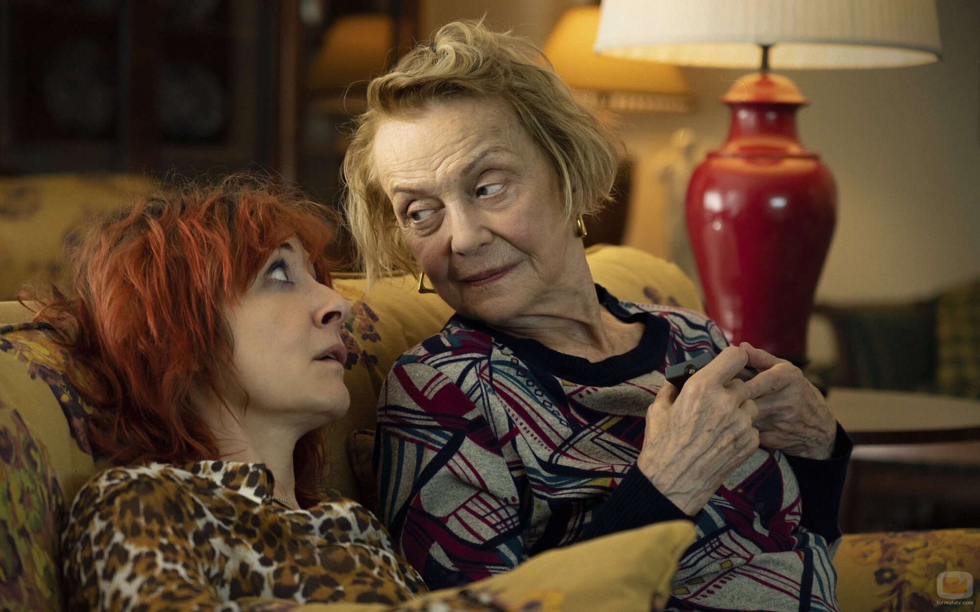 Nathalie Poza y Marilú Marini en el 1x04 de 'Furia'