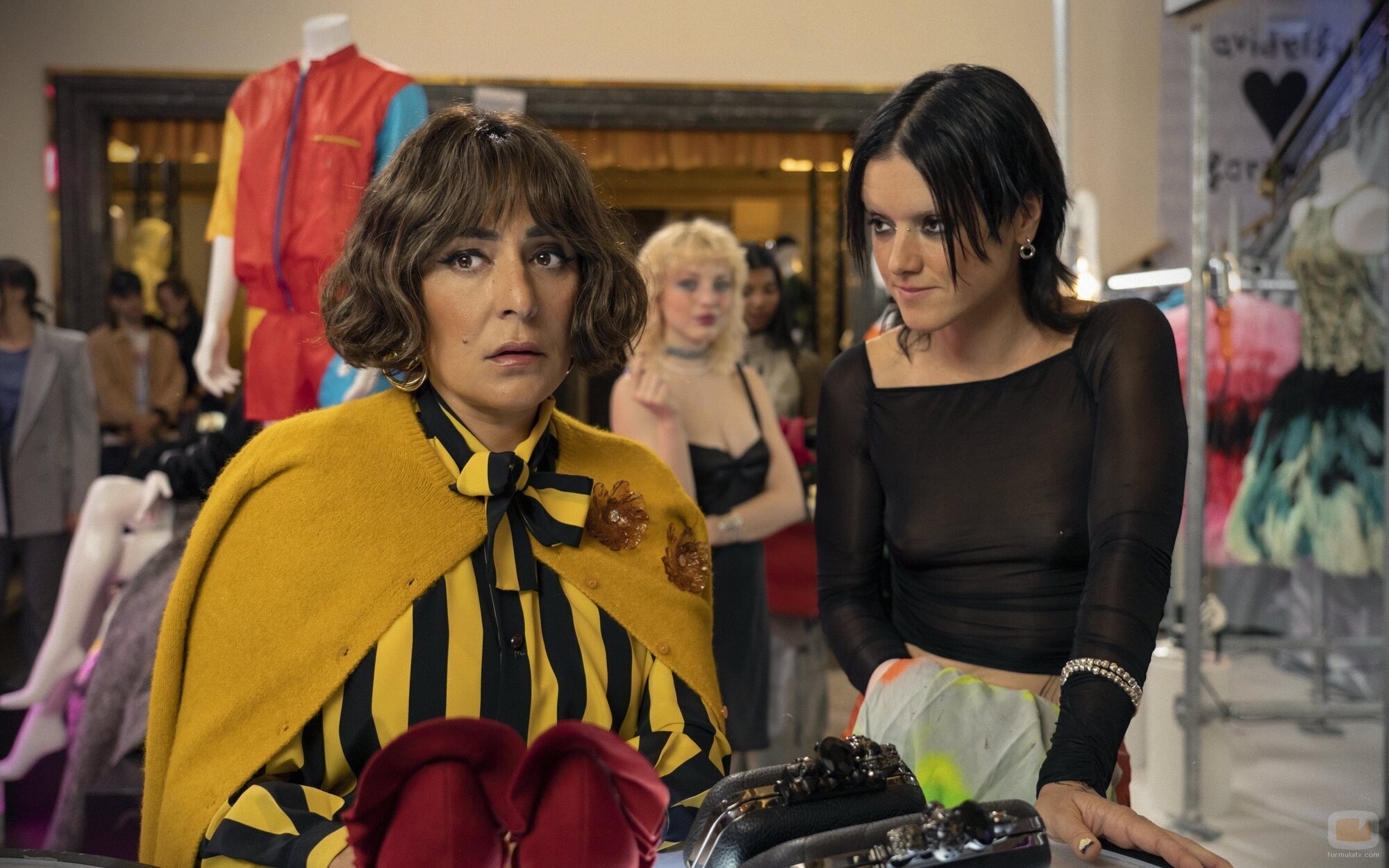 Candela Peña y Mima Riera en 'Megan y Lu' de 'Furia'