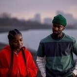 Matthew Elam y Dominique Thorne en la temporada 1 y el capítulo 01 de 'Ironheart'