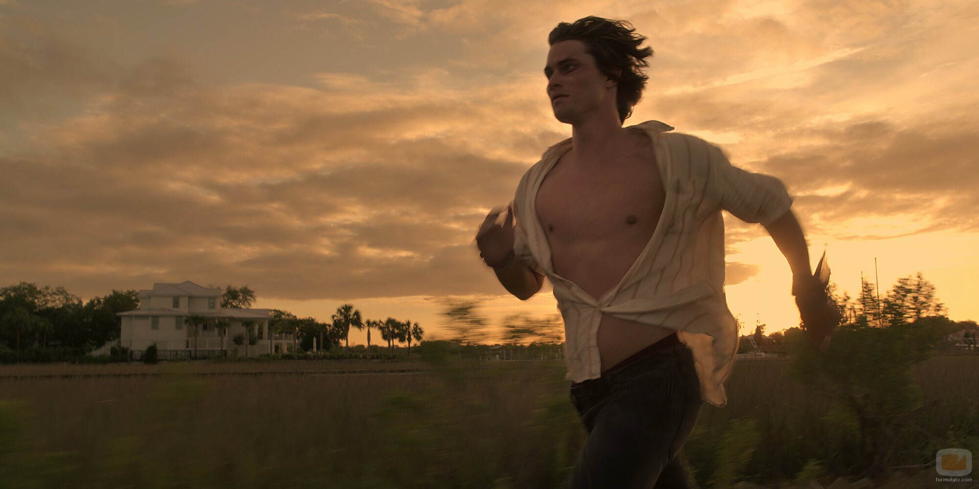 Chase Stokes en la temporada 1 y el capítulo 02 de 'Outer Banks'