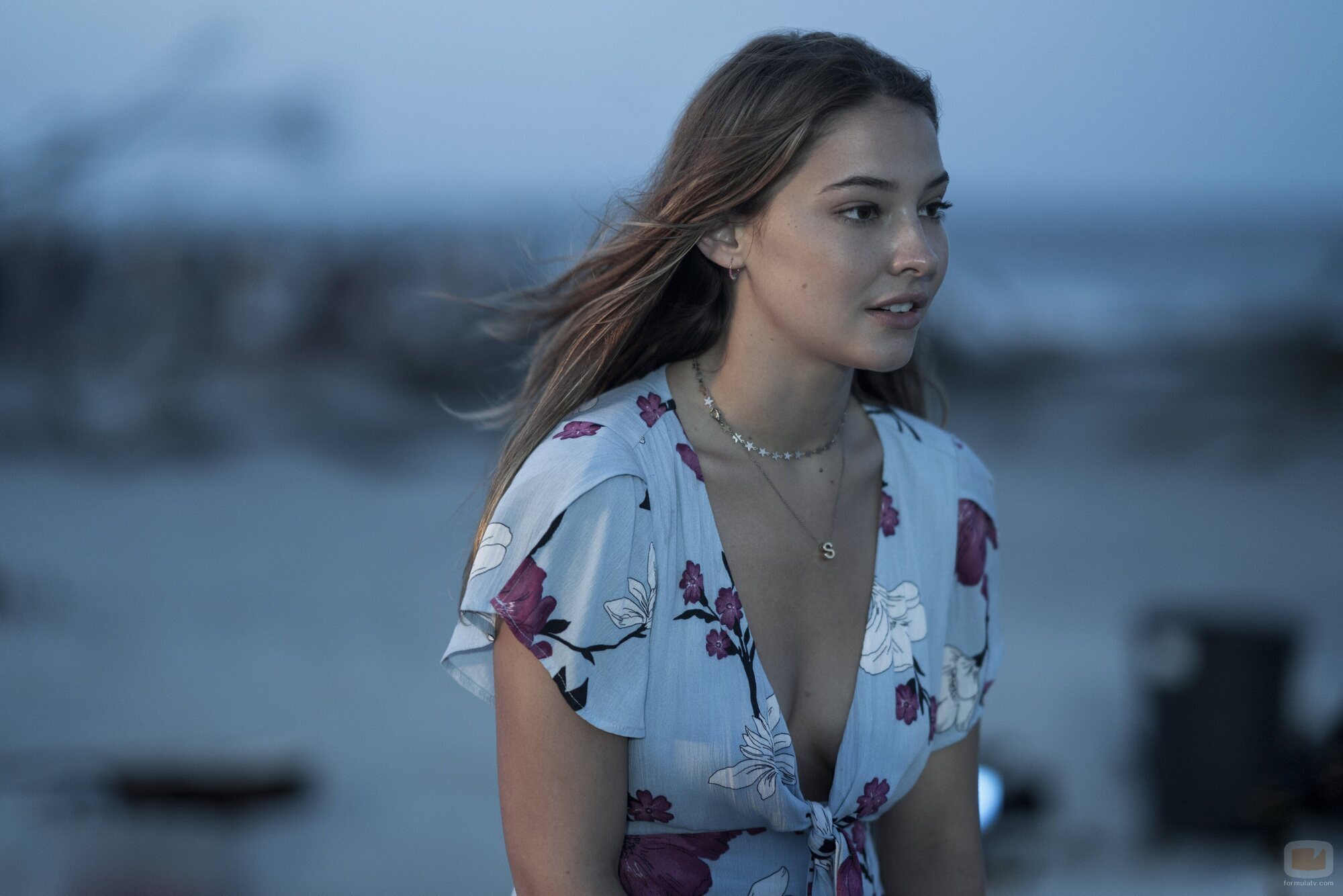 Madelyn Cline en 1x02 'La brújula de la suerte' de 'Outer Banks'