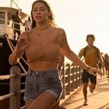 Madelyn Cline en la temporada 2 y el capítulo 01 de 'Outer Banks'