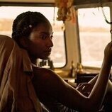 Carlacia Grant en la temporada 2 y el capítulo 01 de 'Outer Banks'