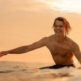 Rudy Pankow en Capítulo 4 titulado 'La vuelta a casa' de 'Outer Banks'