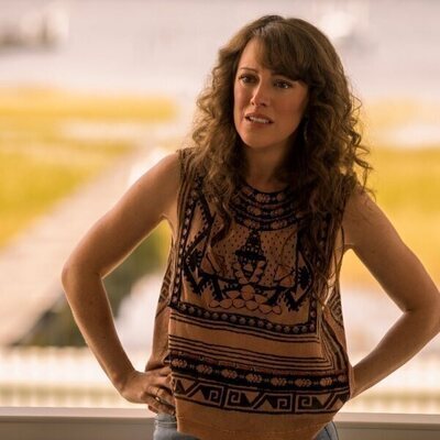 Samantha Soule en 2x05 'El momento más oscuro' de 'Outer Banks'