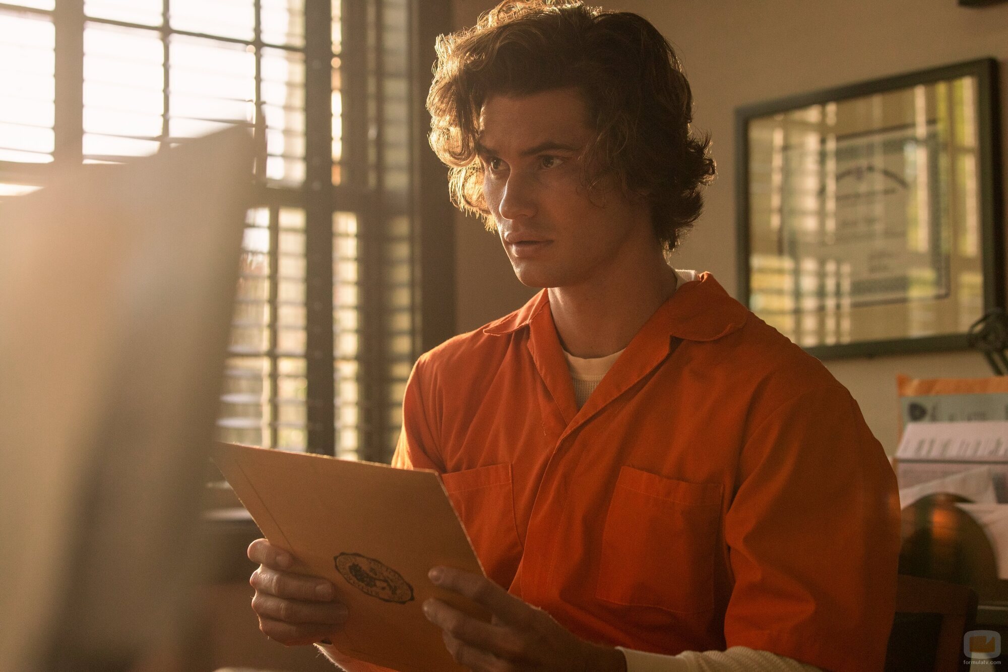 Chase Stokes en el 2x06 de 'Outer Banks'