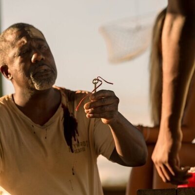E. Roger Mitchell en 2x06 'El Druthers' de 'Outer Banks'