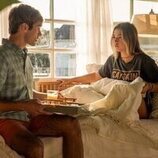 Madelyn Cline y Austin North en 2x06 'El Druthers' de 'Outer Banks'