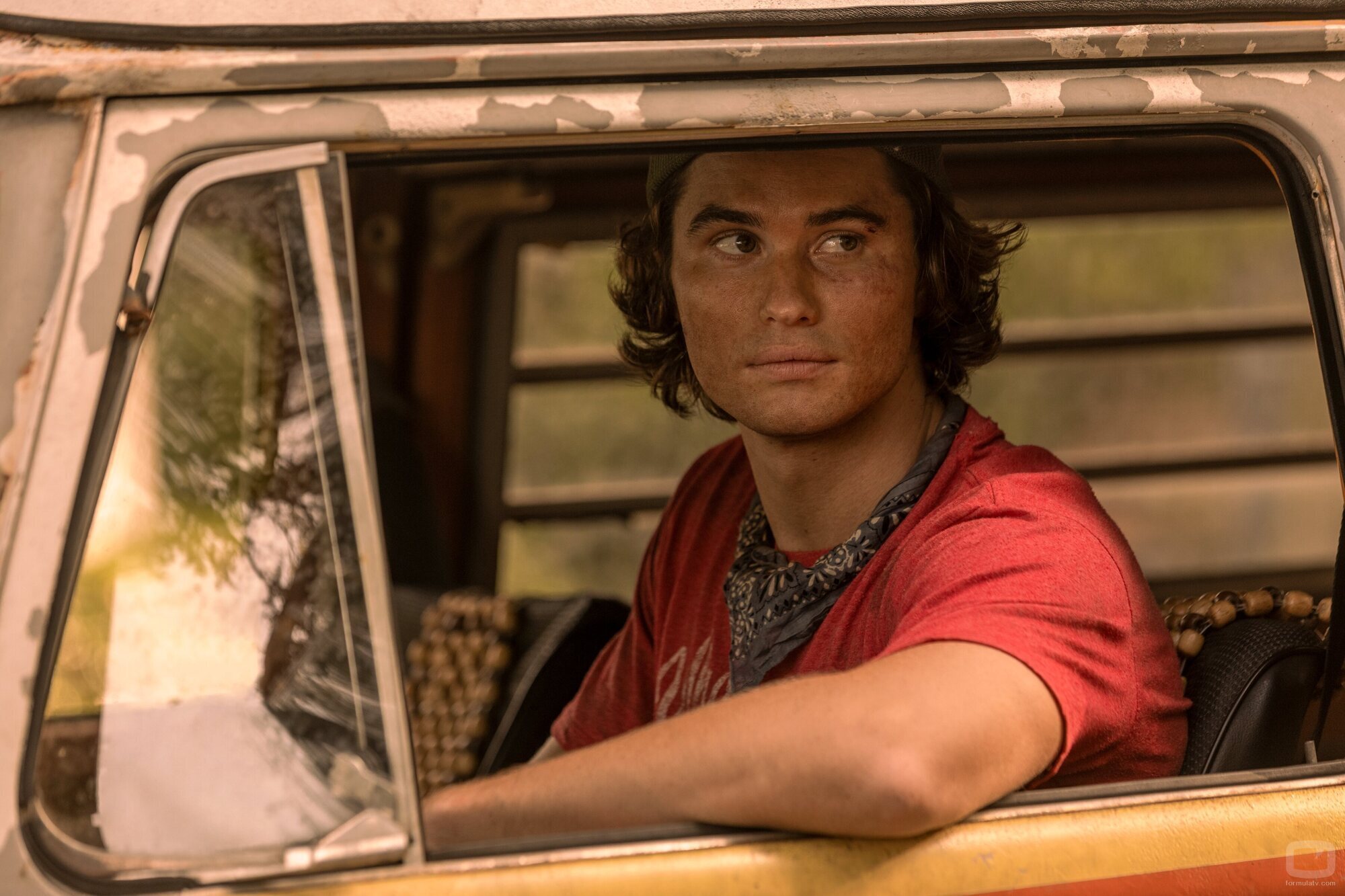 Chase Stokes en 2x06 titulado 'El Druthers' de 'Outer Banks'
