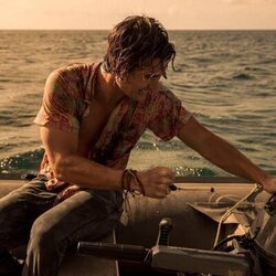 Chase Stokes en 'El Coastal Venture' de 'Outer Banks'