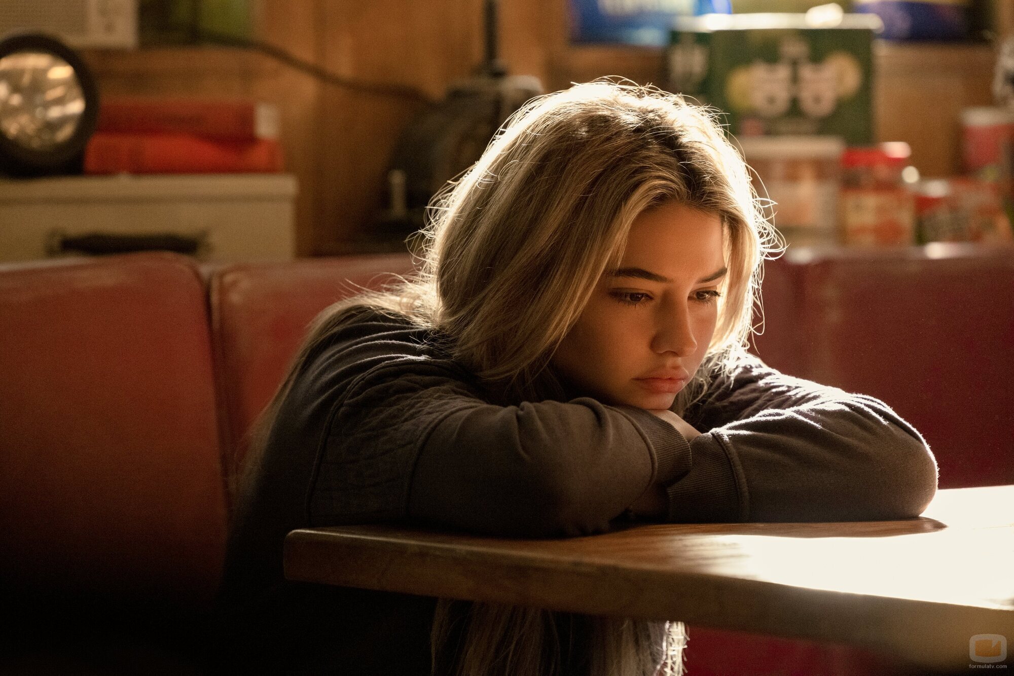 Madelyn Cline en 2x10 titulado 'El Coastal Venture' de 'Outer Banks'