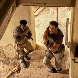 Still de 3x02 de 'Outer Banks'