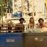 Escena de 3x02 de 'Outer Banks'