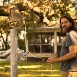 Charles Halford en Capítulo 3 titulado 'Padres e hijos' de 'Outer Banks'