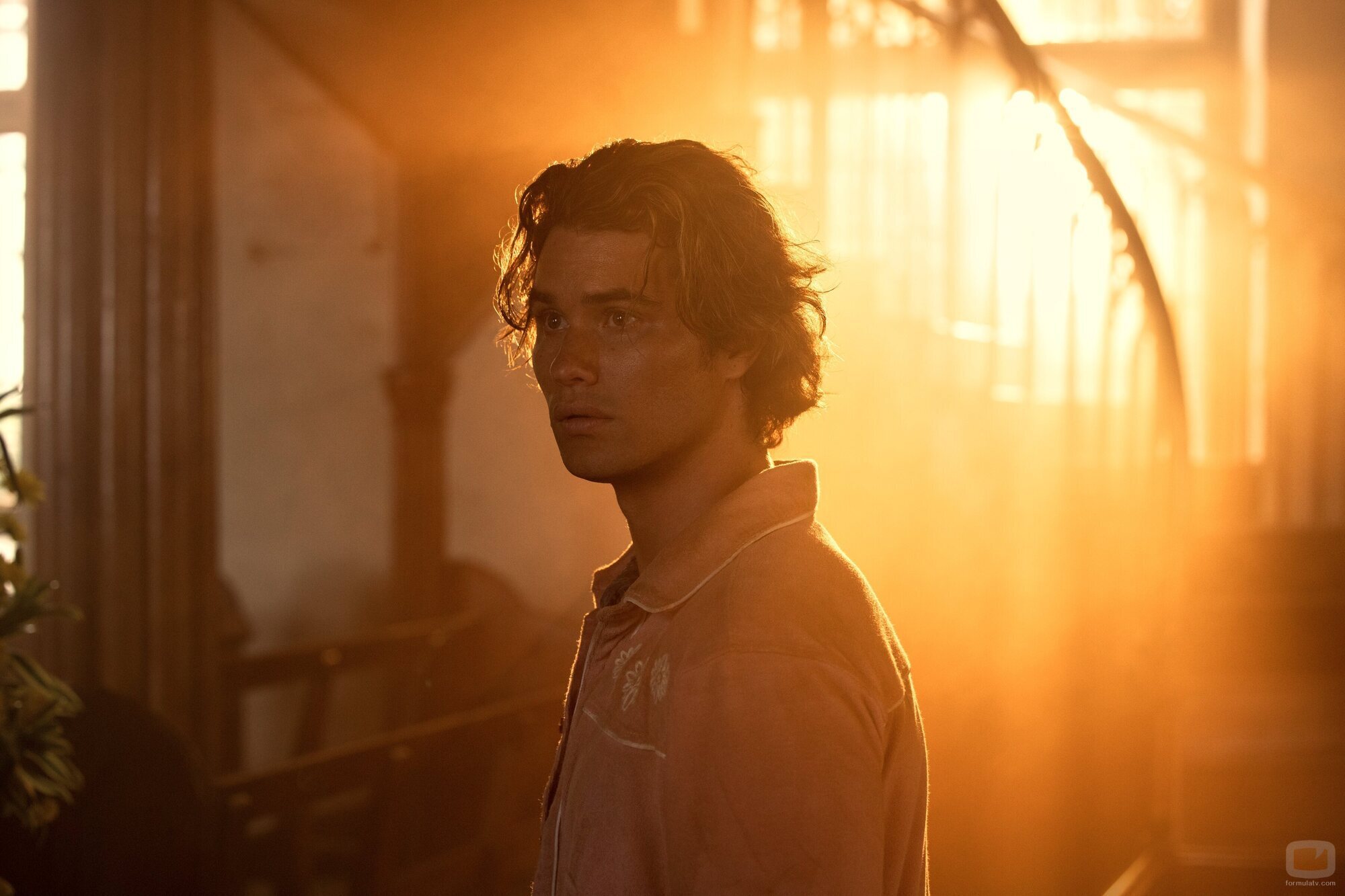 Chase Stokes en el 3x03 de 'Outer Banks'