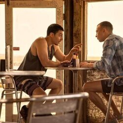 Drew Starkey y Nicholas Cirillo en Capítulo 4 titulado 'El diario' de 'Outer Banks'