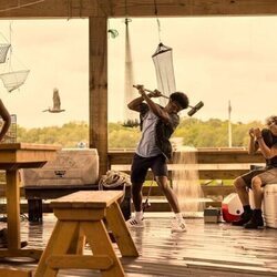 3x06 titulado 'El bosque sombrío' de 'Outer Banks'