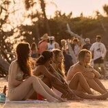 Madelyn Cline y Lilah Pate en la temporada 3 y el capítulo 06 de 'Outer Banks'