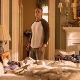 Fiona Palomo y Drew Starkey en 'Giro de timón' de 'Outer Banks'