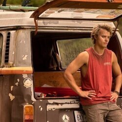 Imagen de Rudy Pankow en 3x08 'Giro de timón' de 'Outer Banks'