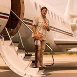 Charles Esten en 3x10 'El secreto del gnomon' de 'Outer Banks'