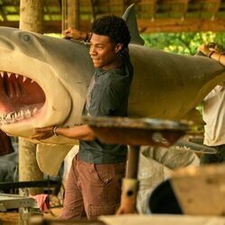 J.D. en 4x01 titulado 'El Enduro' de 'Outer Banks'