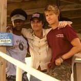 Escena de 4x01 de 'Outer Banks'