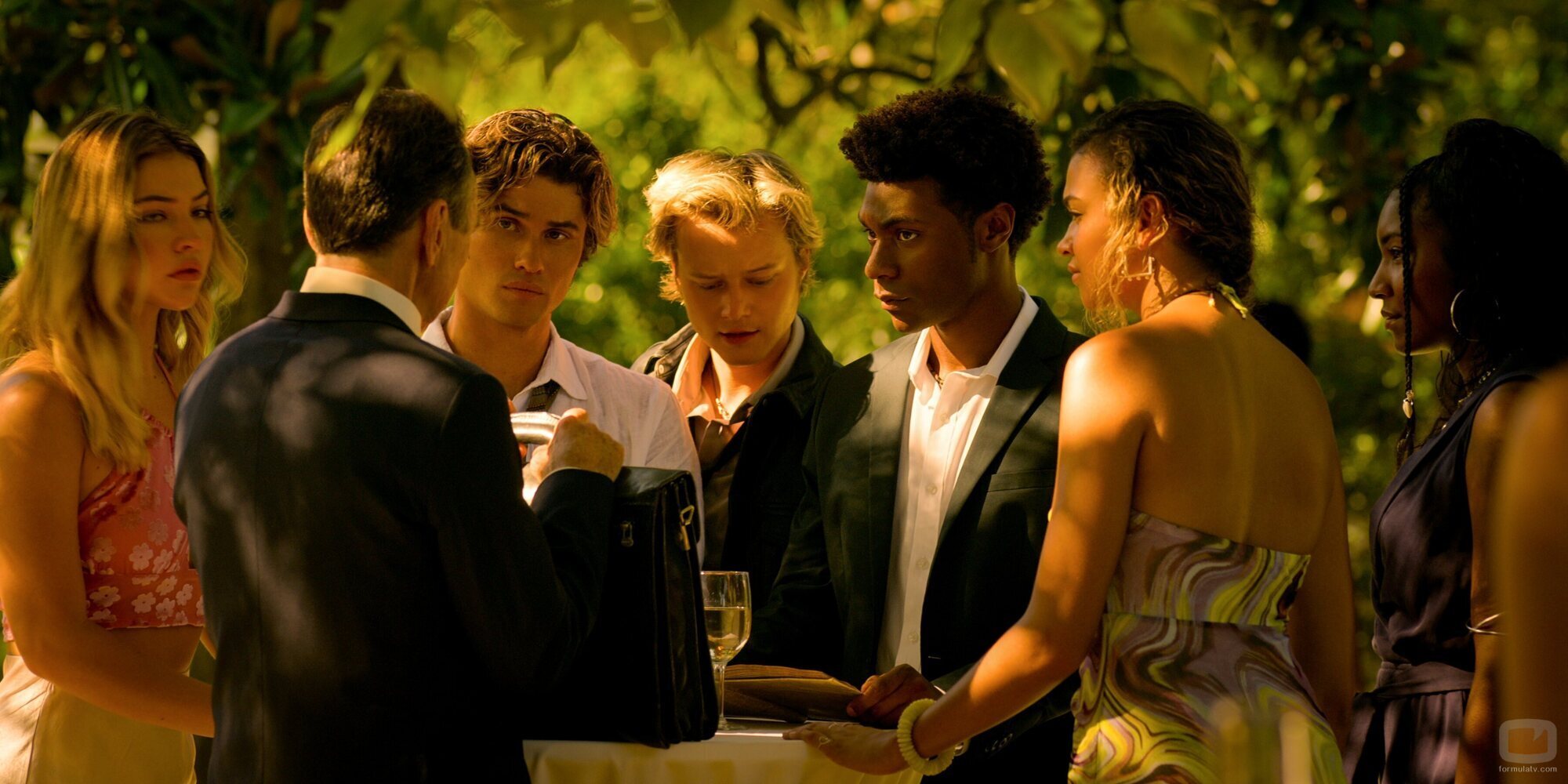 Still de 4x01 de 'Outer Banks'