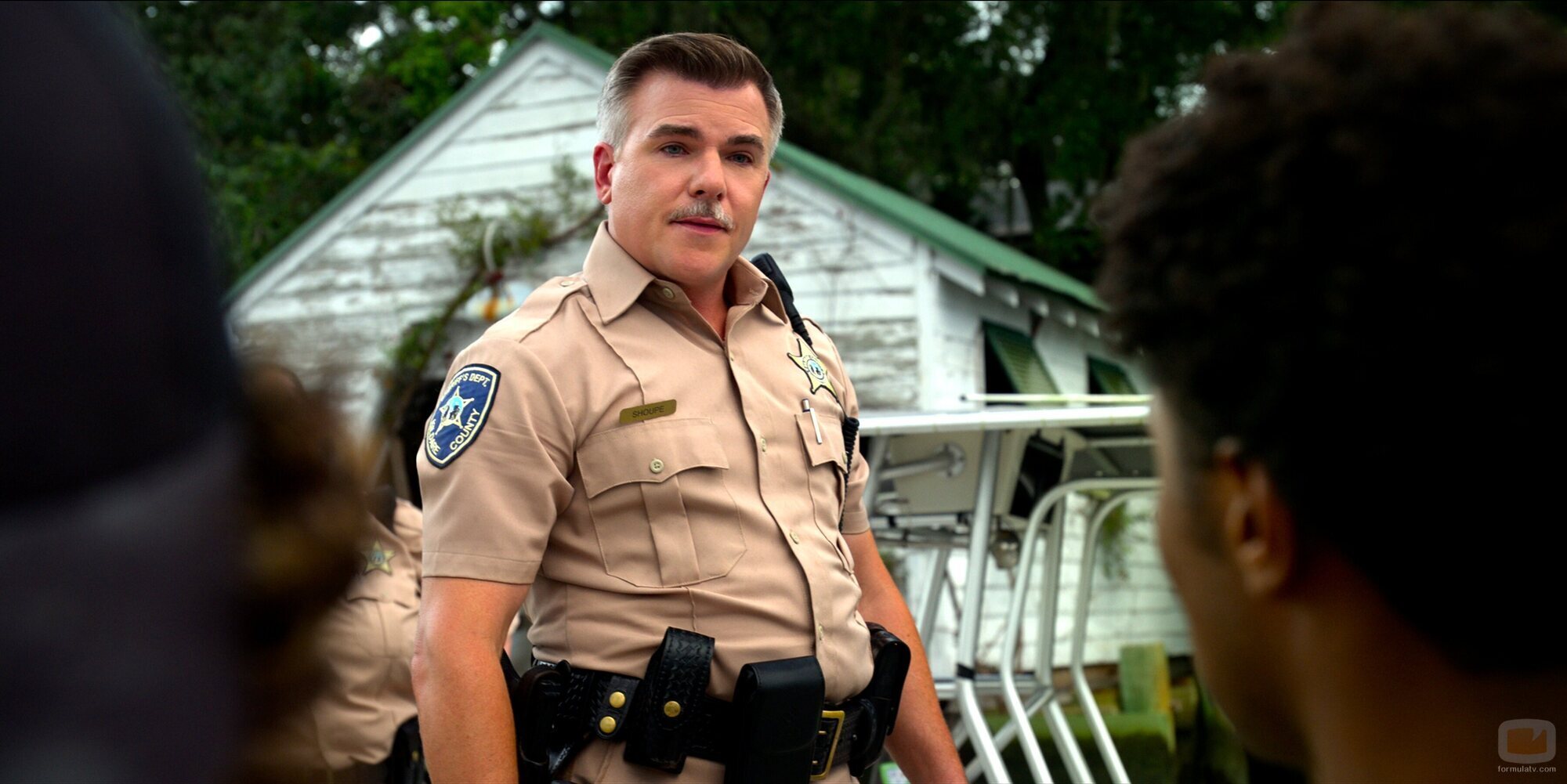 Cullen Moss en 4x02 titulado 'Barbanegra' de 'Outer Banks'