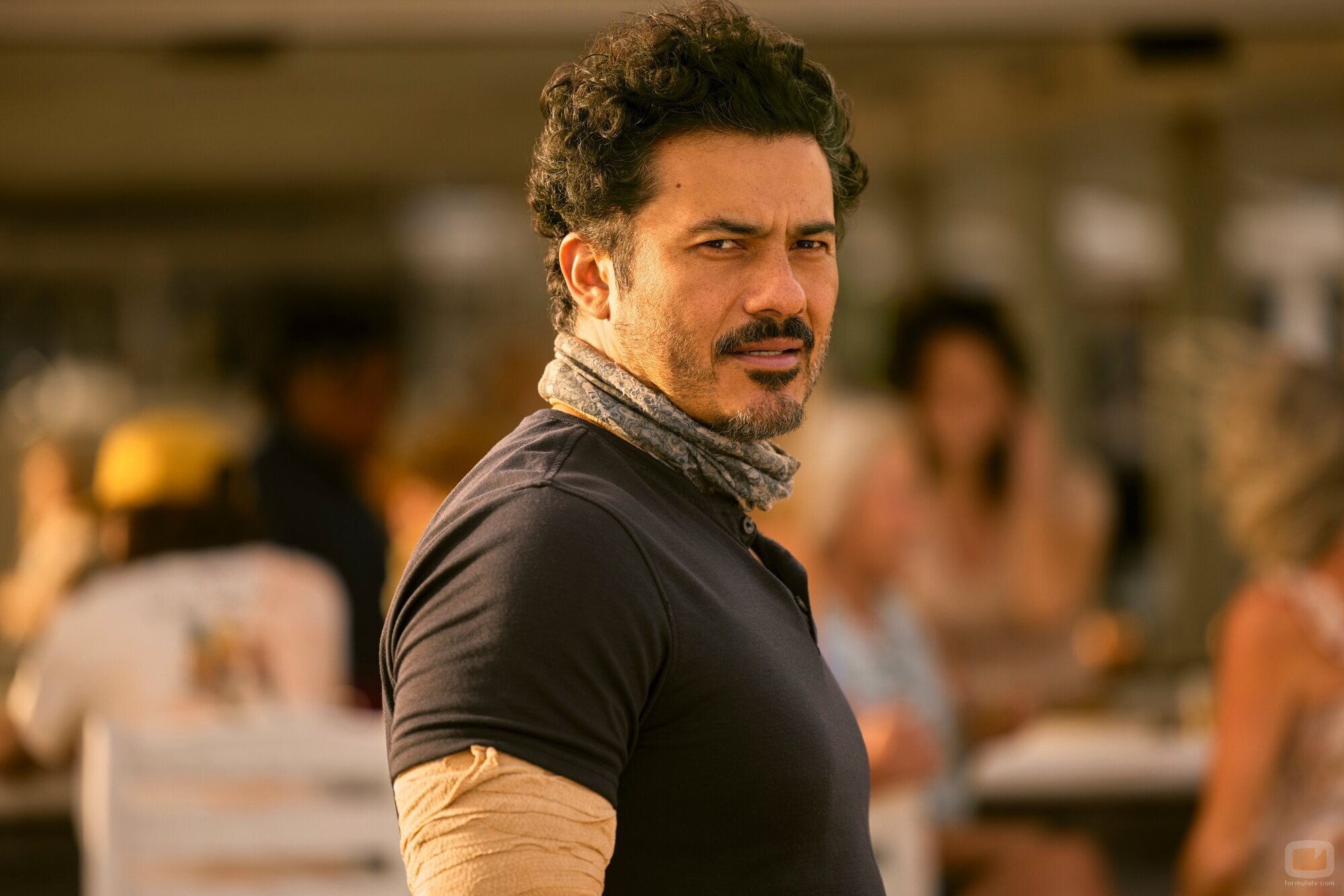 Rigo Sanchez en la temporada 4 y el capítulo 03 de 'Outer Banks'