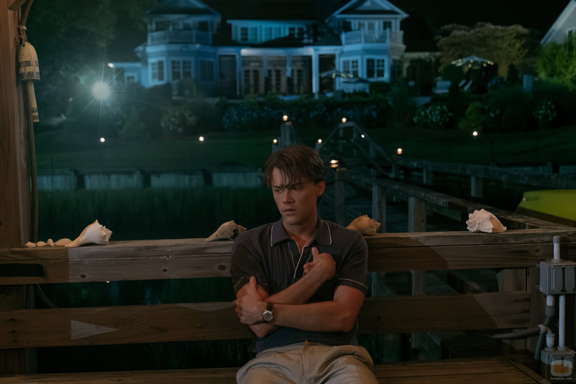 Christopher Briney en 3x07 titulado 'La última celebración' de 'El verano en que me enamoré'