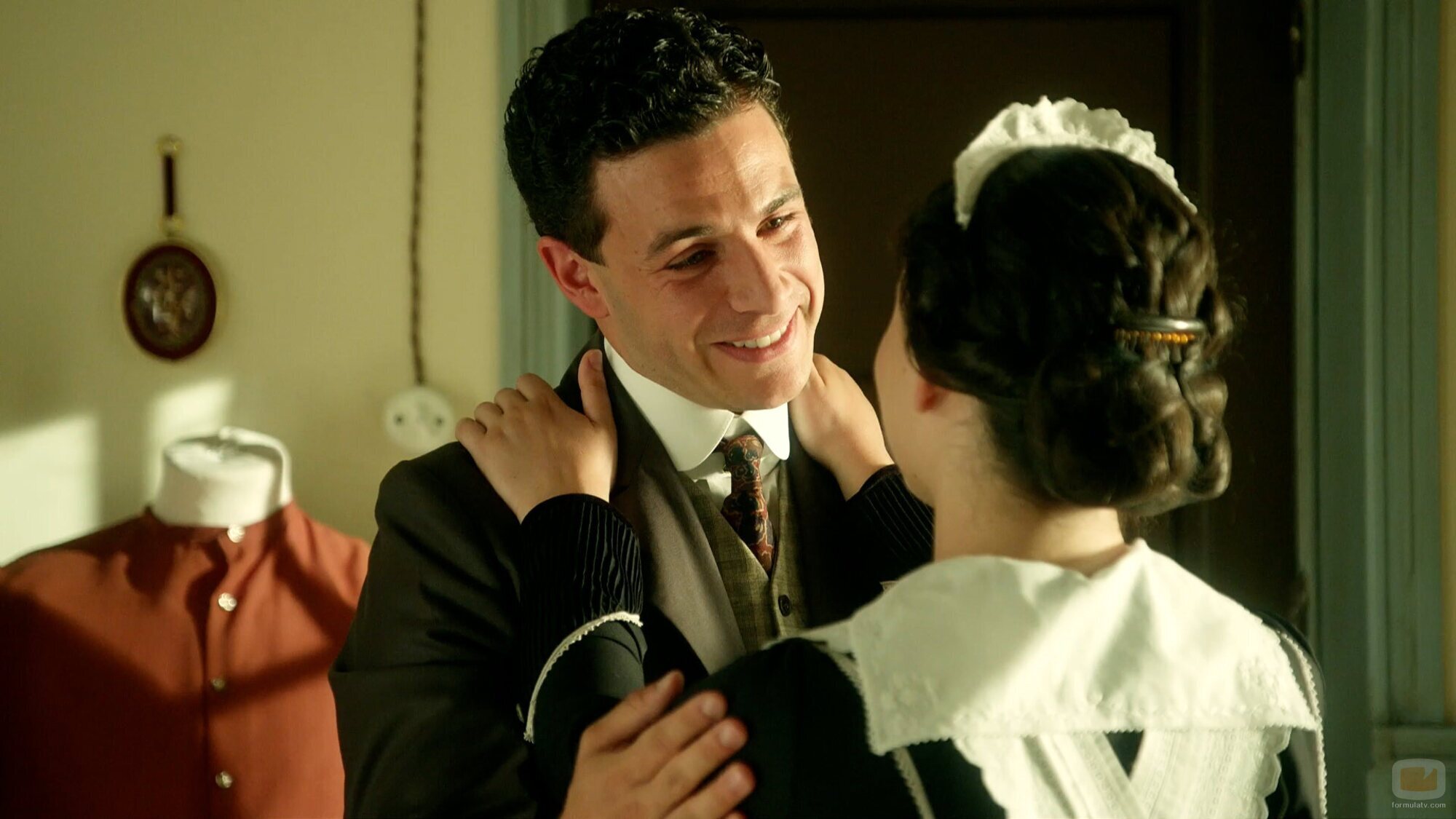 Ángela Echaniz y Pepe Nufrio en 4x172 titulado 'Jueves 28 de agosto de 2025' de 'La promesa'