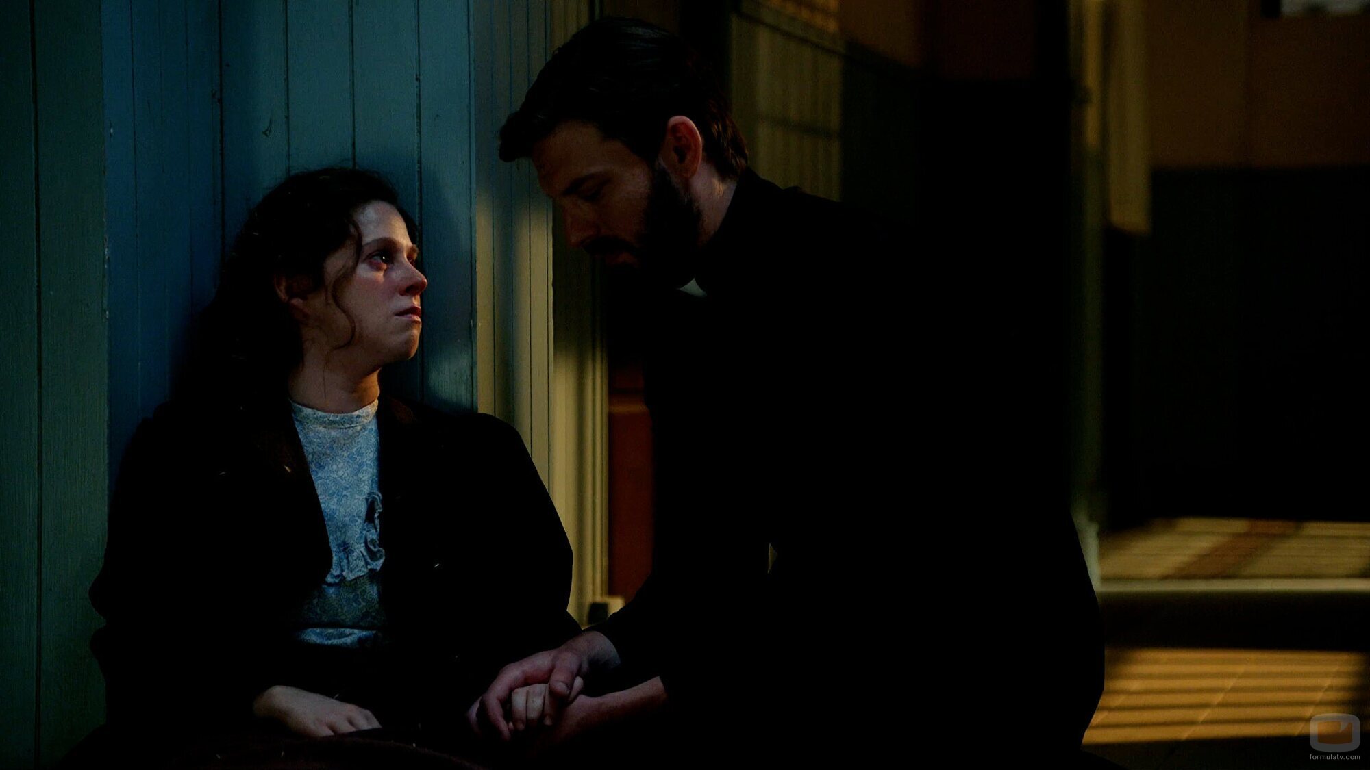 Sara Molina y Daniel Schröder en 4x179 'Lunes 8 de septiembre de 2025' de 'La promesa'