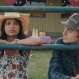 Noah LaLonde y Nikki Rodriguez en la temporada 1 y el capítulo 09 de 'Mi vida con los chicos Walter'