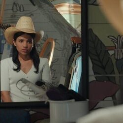 Nikki Rodriguez en Capítulo 9 titulado 'Revoluciones' de 'Mi vida con los chicos Walter'