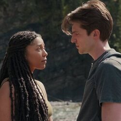 Johnny Link y Zoë Soul en el 1x09 de 'My Life with the Walter Boys'