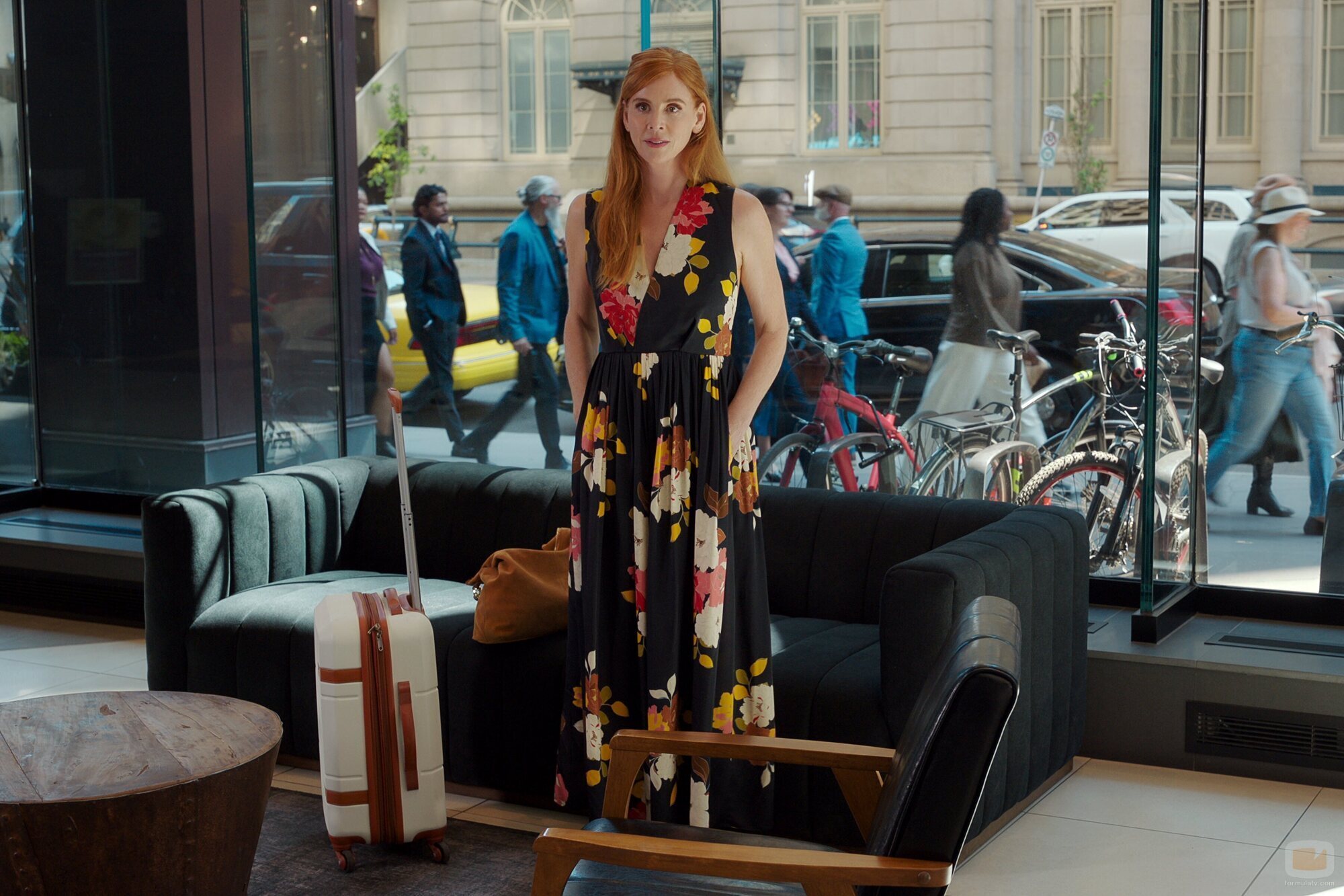 Sarah Rafferty en 2x01 titulado 'Empezar de cero' de 'Mi vida con los chicos Walter'